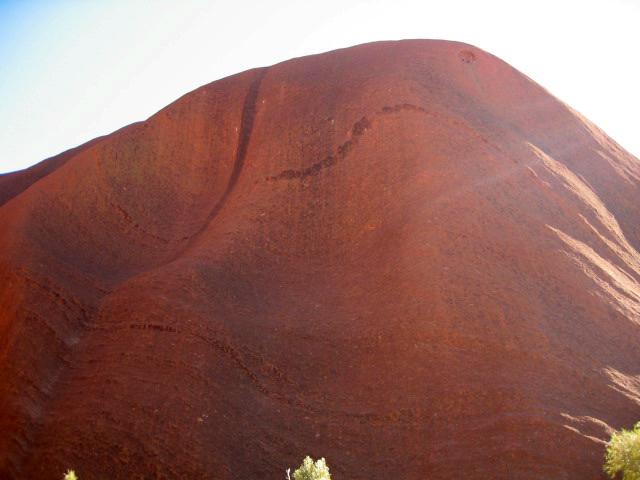 A 350 Uluru.jpg